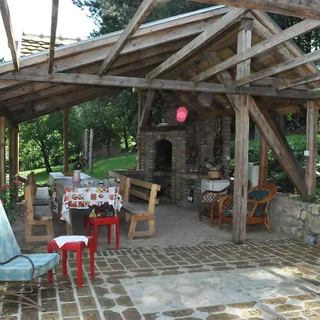 Apartament Borove Noci *