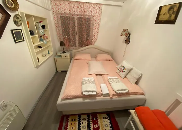 Borove Noci Apartman Rednek